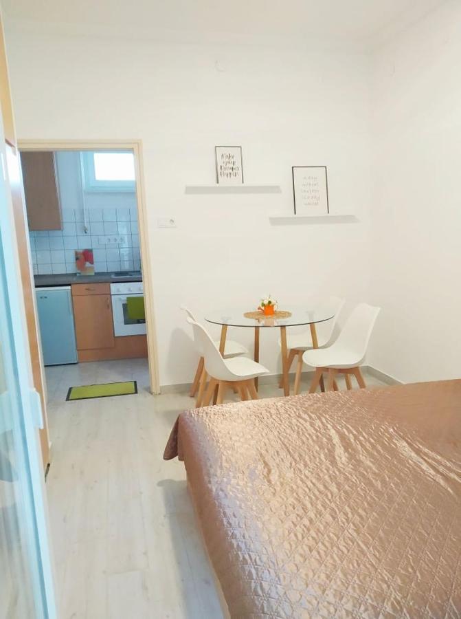 Ildikó Apartman Apartment Hajduszoboszlo Bagian luar foto