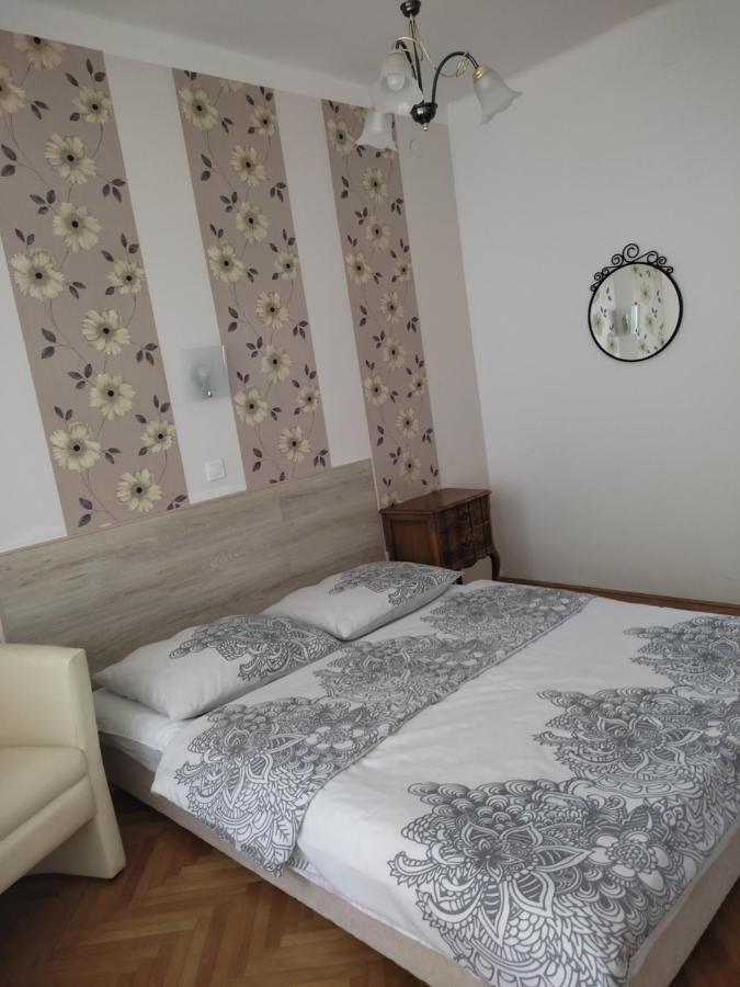 Ildikó Apartman Apartment Hajduszoboszlo Bagian luar foto